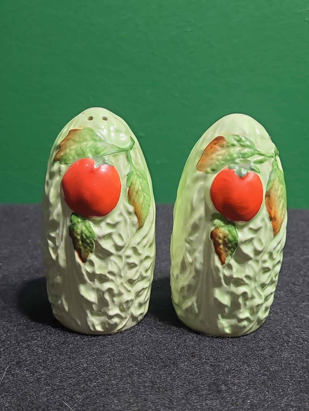 Vintage Carltonware Lettuce and Tomato Salad Salt and Pepper Shakers